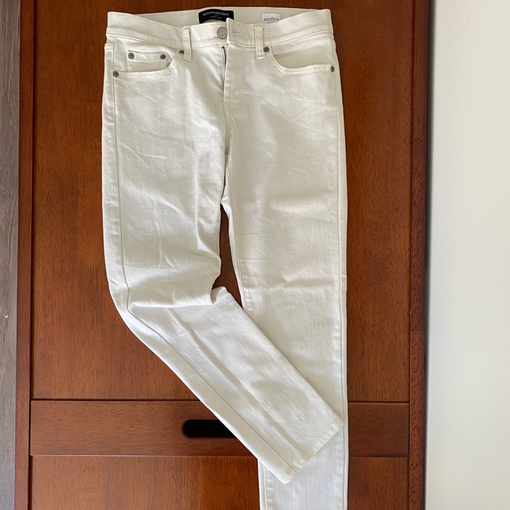 Banana Republic Skinny Crop White Jean